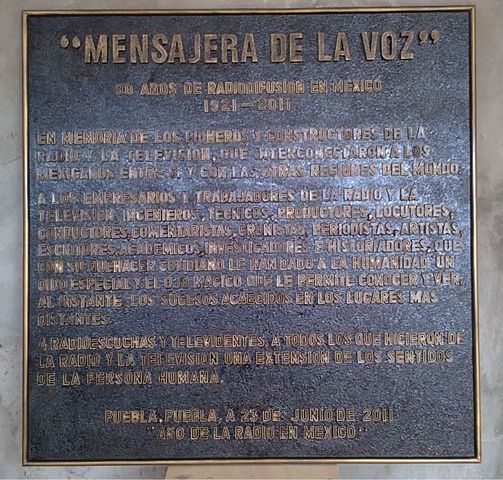 Placas conmemorativas imitación broce cualquier tamaño  tipografía y logotipos.